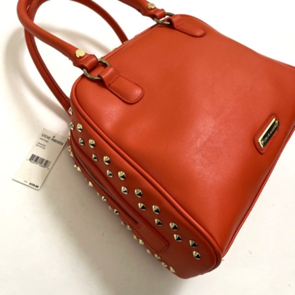 My Runway Steve Madden Red Bag NWT Original $130 STEVE